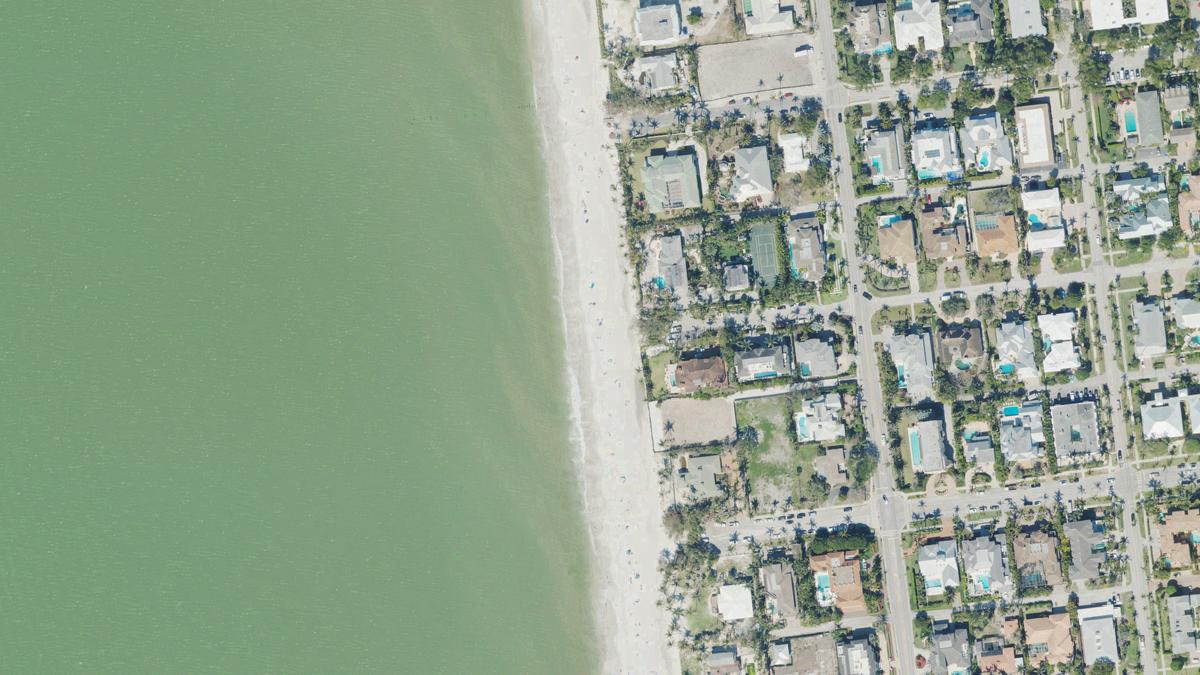Aerial view of 4th Avenue South Beach in Naples, Florida, shoreline and surroundings, USDA NAIP imagery from May 2023