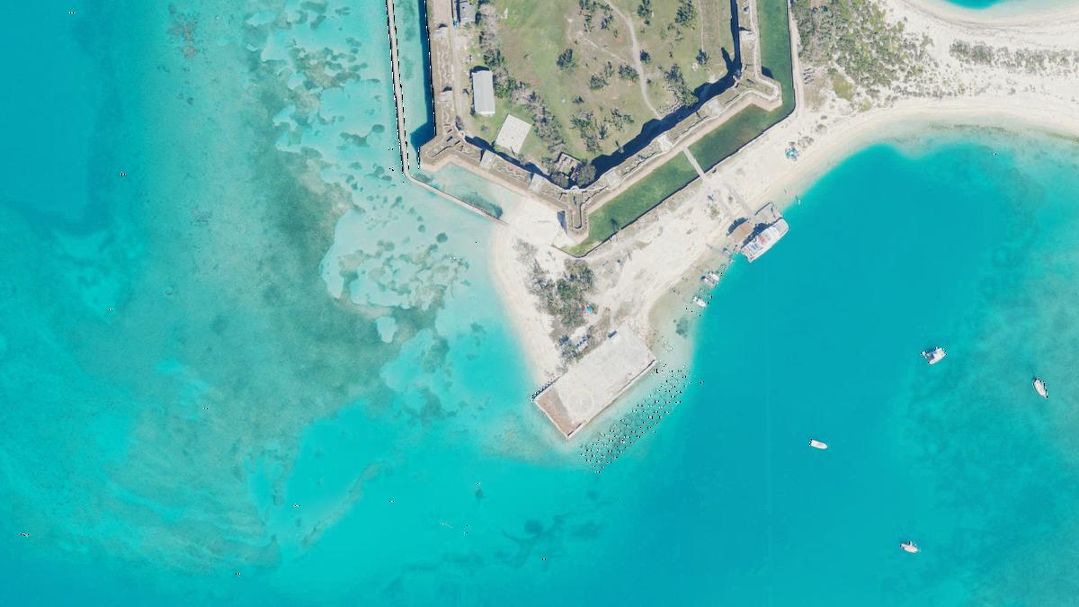 Aerial view of South Swim Beach in Florida, shoreline and surroundings, USDA NAIP imagery from May 2023